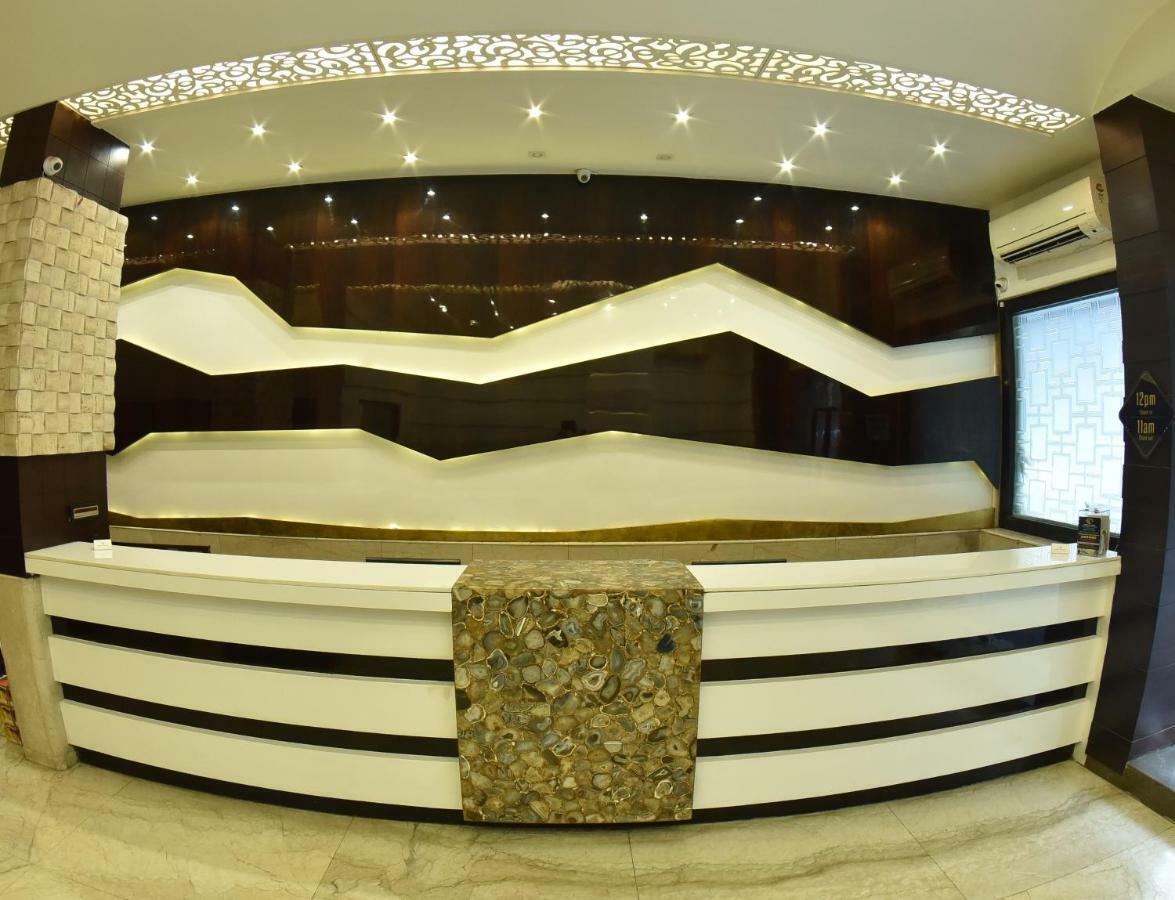 Hotel Manama Mumbai Exterior photo