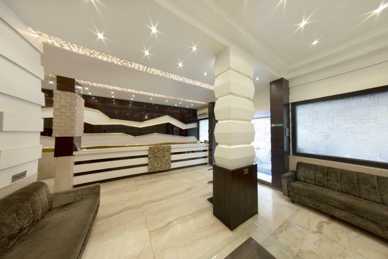 Hotel Manama Mumbai Exterior photo