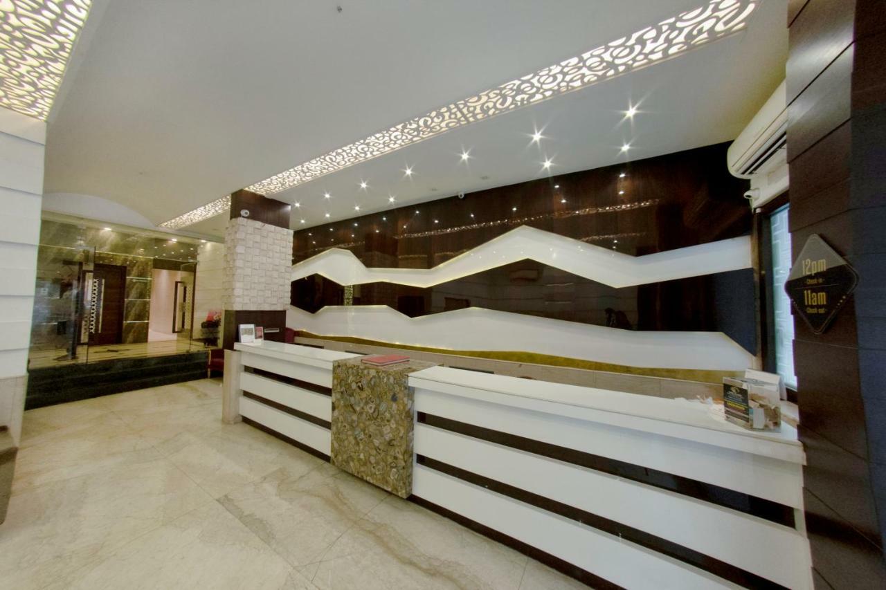 Hotel Manama Mumbai Exterior photo