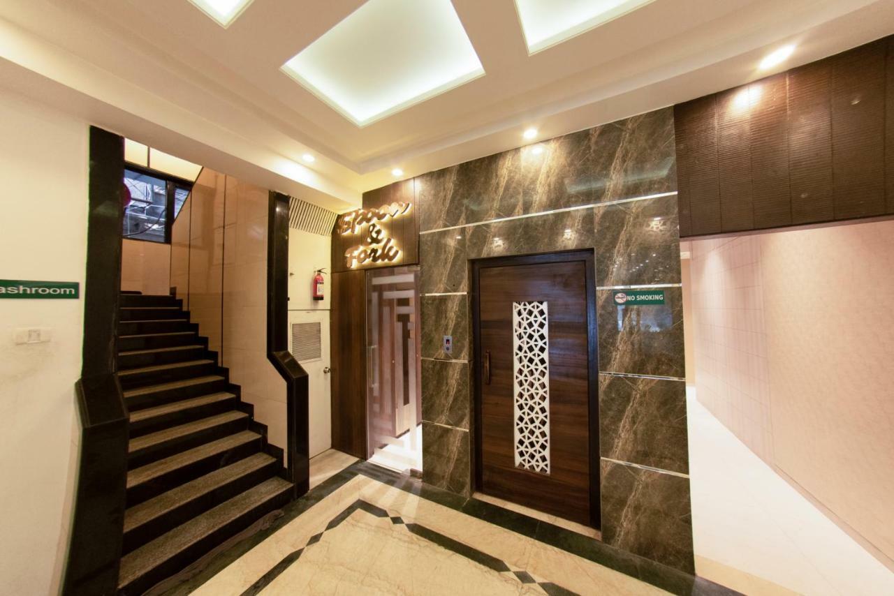 Hotel Manama Mumbai Exterior photo